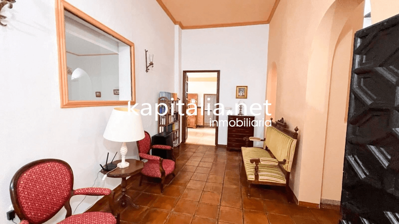 RURAL HOUSE FOR SALE IN THE CENTRE OF XATIVA