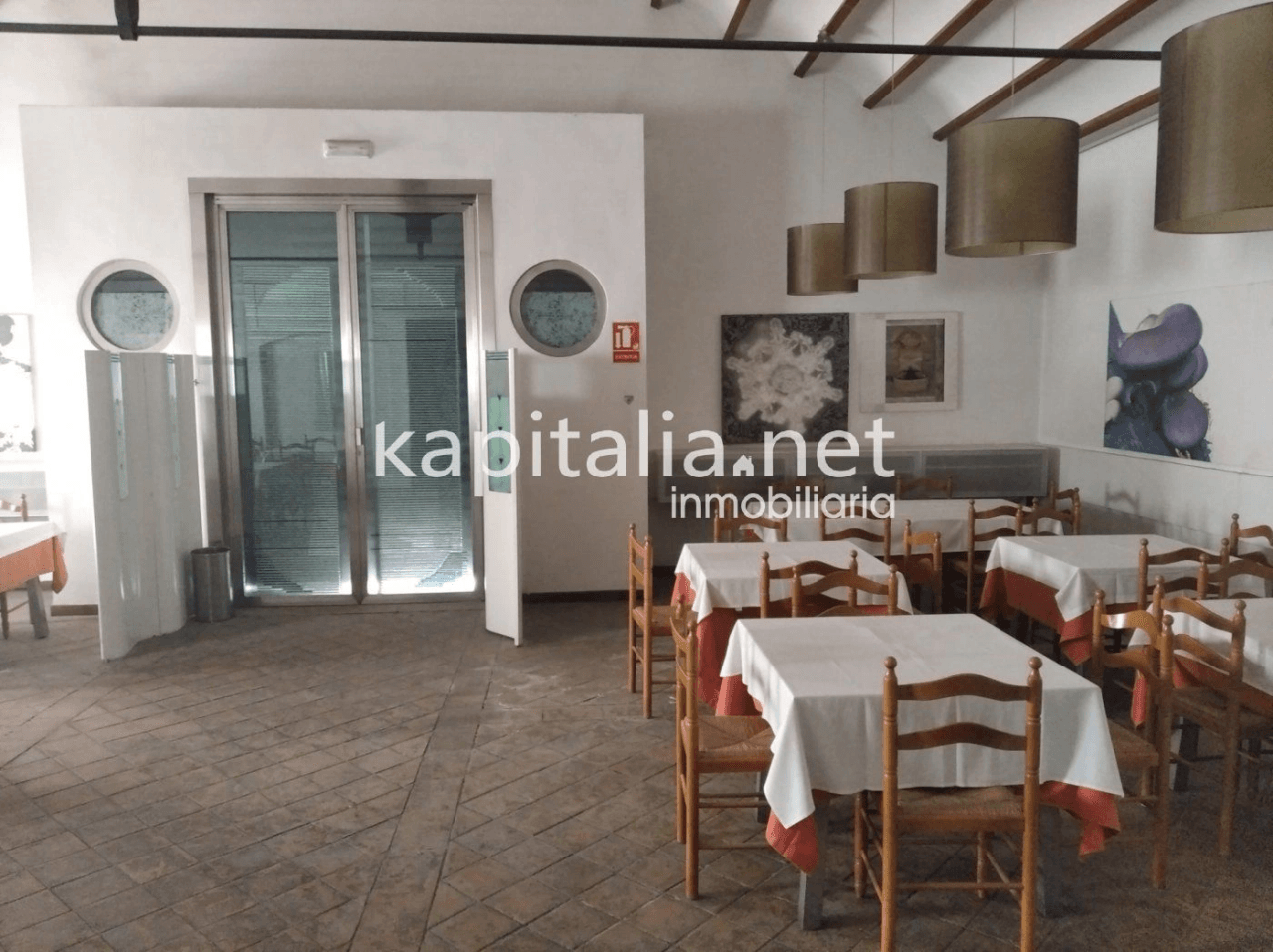 CASA JUNTO CON LOCAL EN VENTA PUEBLO DE BOCAIRENT.