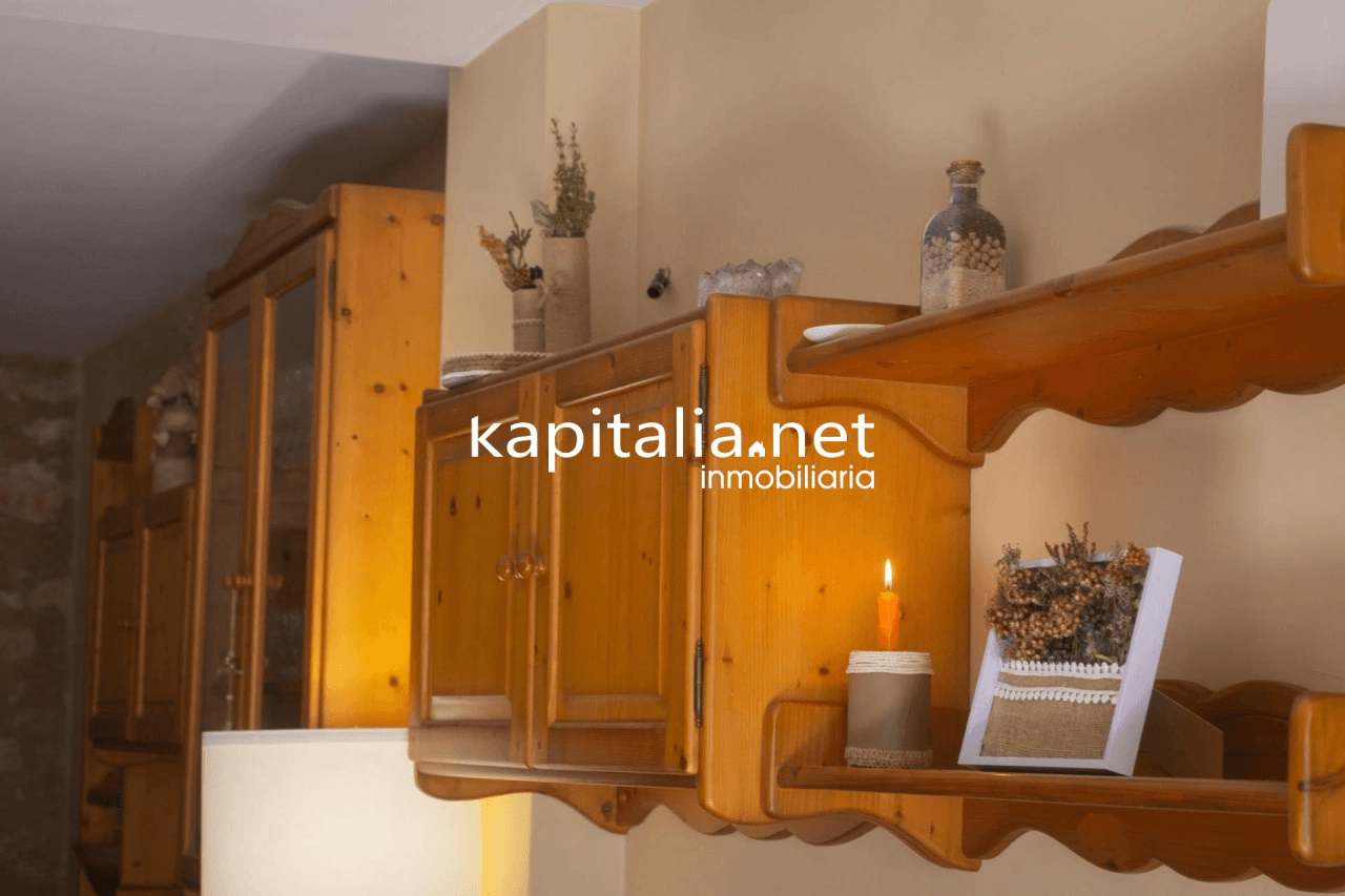 GRAN CASA A LA VENTA EN BOCAIRENT