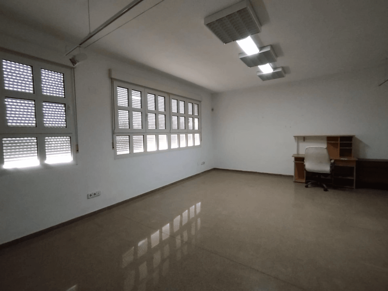 Nave industrial y viviendas con infinitas posibilidades en venta en Bocairent