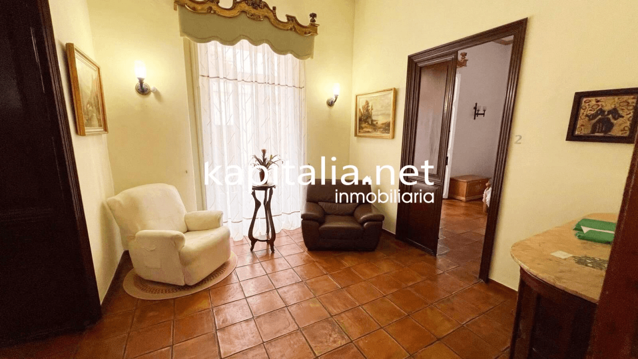 RURAL HOUSE FOR SALE IN THE CENTRE OF XATIVA