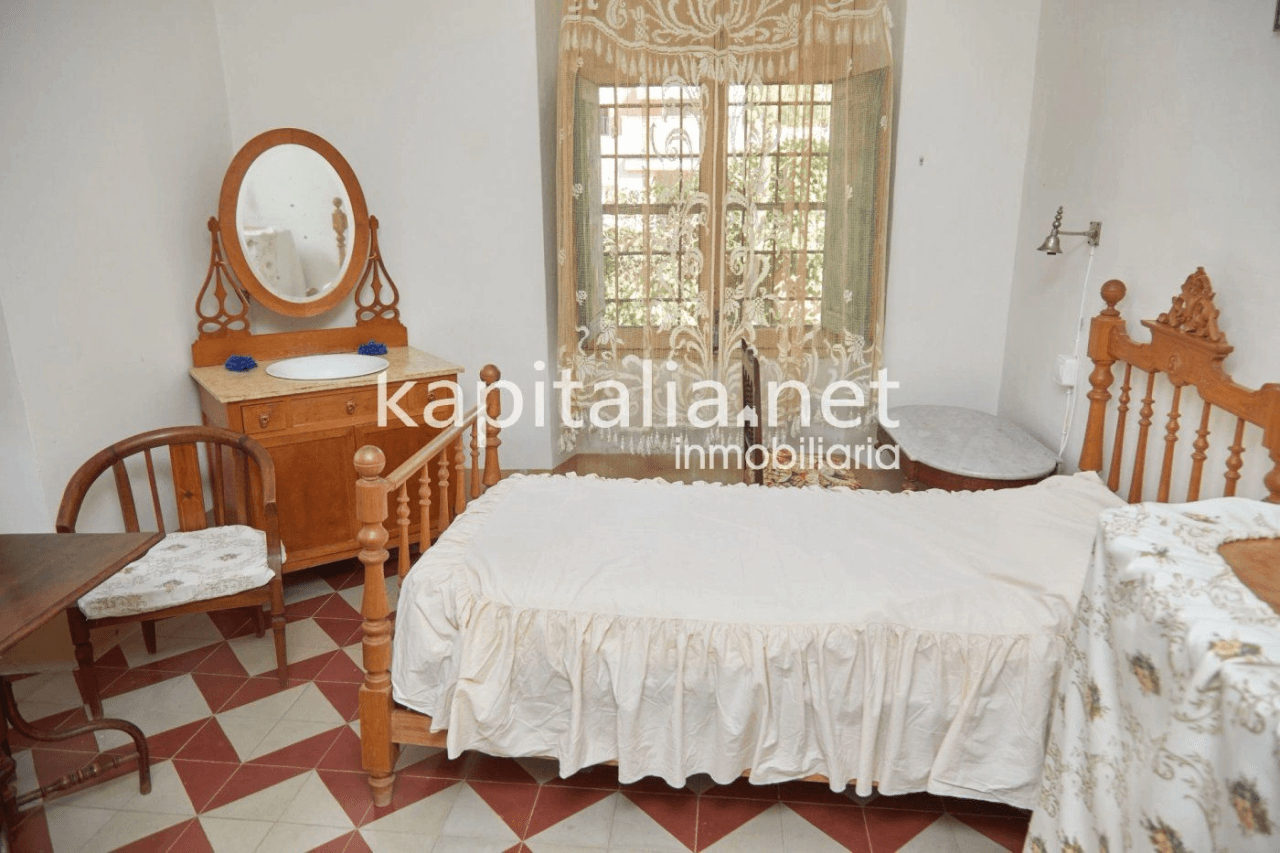 Casa señorial del siglo XIX a la venta en Bocairent (Valencia)