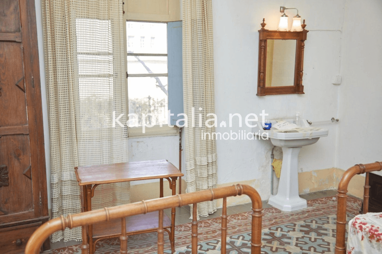 Casa señorial del siglo XIX a la venta en Bocairent (Valencia)