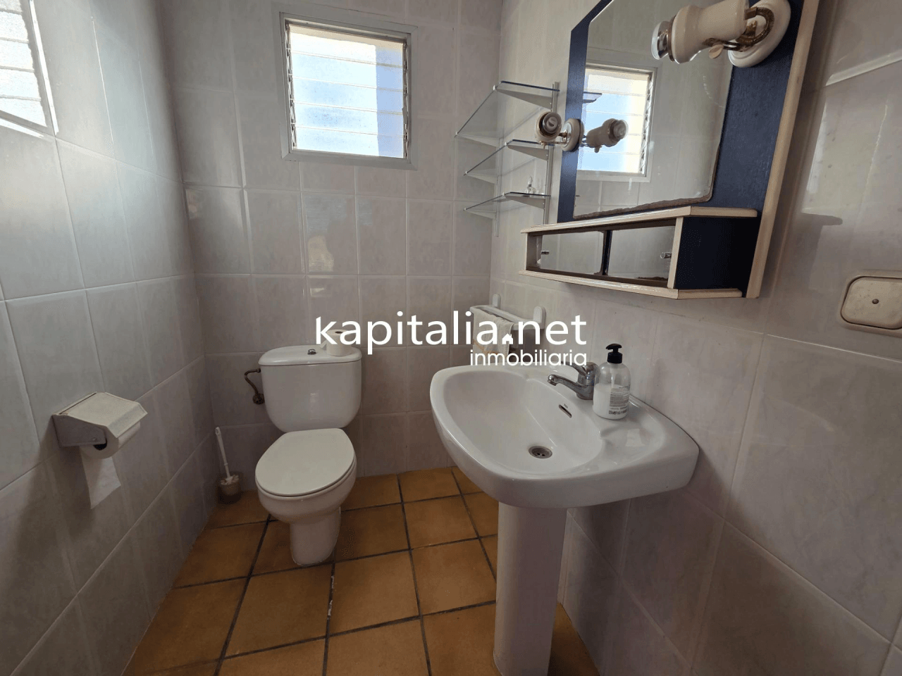Villa for Sale in Ontinyent