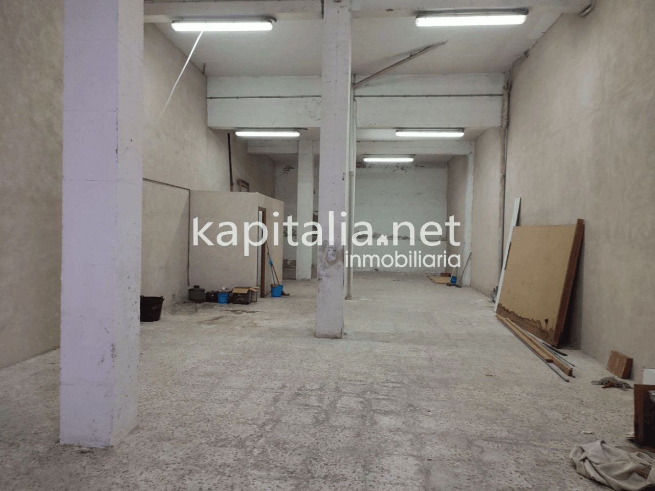 LOCAL COMERCIAL A LA VENTA EN BOCAIRENT