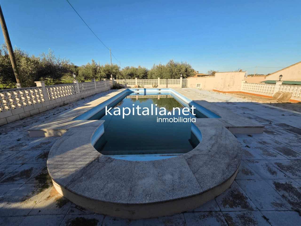 Villa for Sale in Ontinyent
