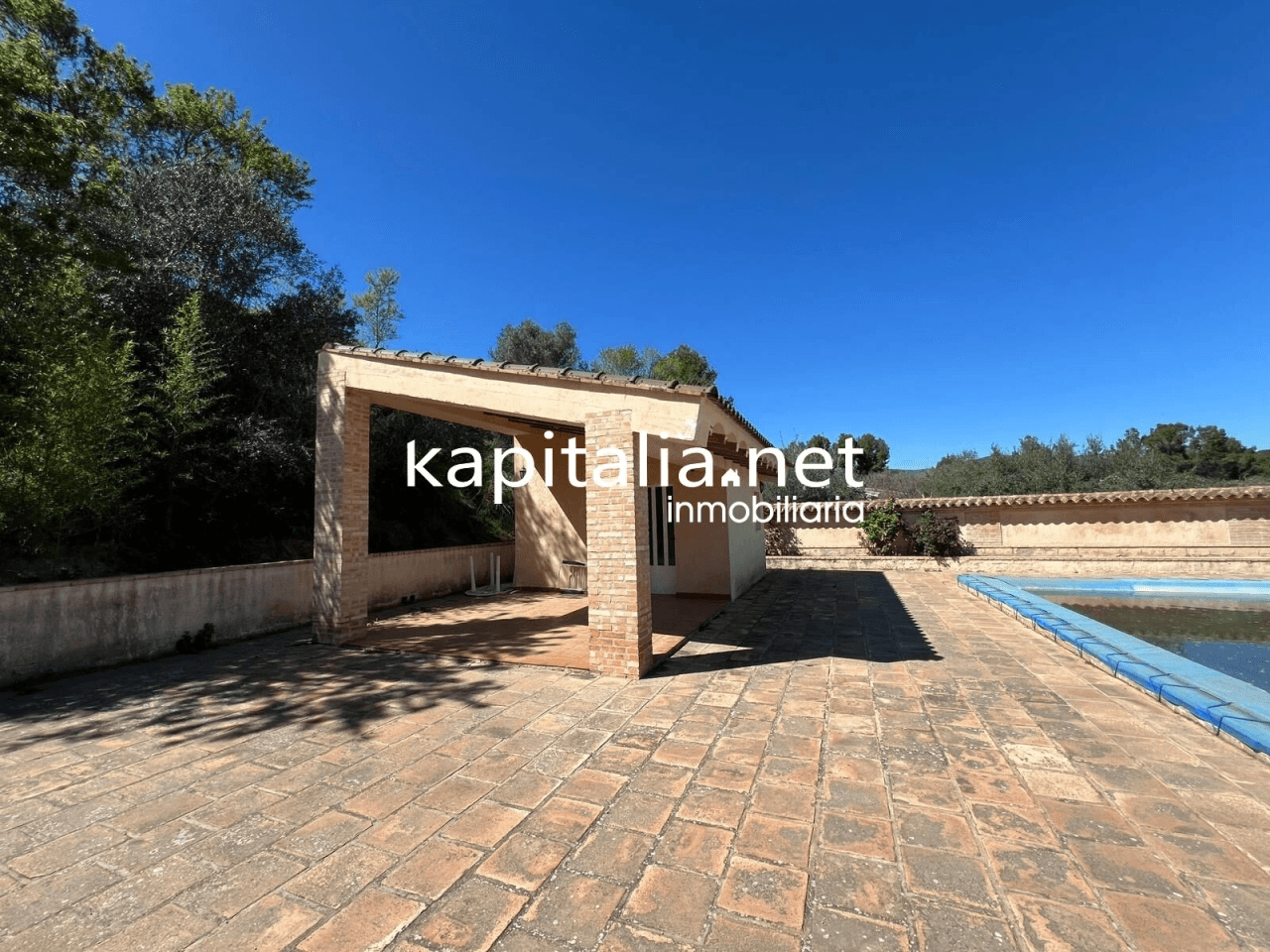 Villa for Sale in Ontinyent