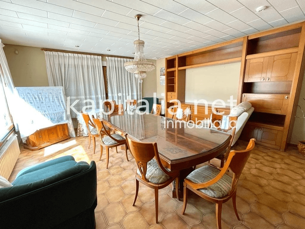 Casa + Local a la venta en Bocairent.