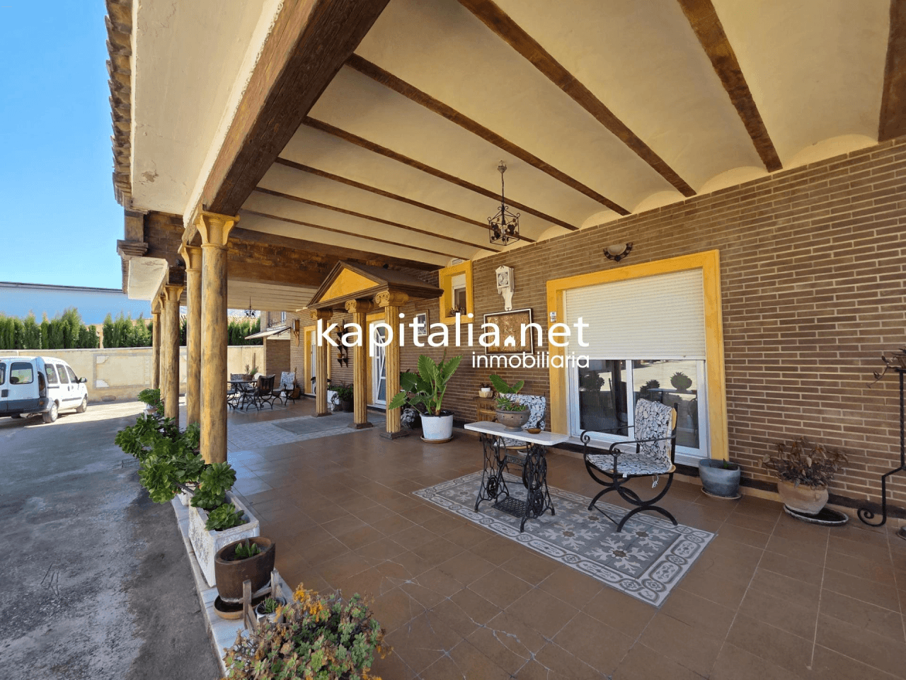 Villa for Sale in Ontinyent
