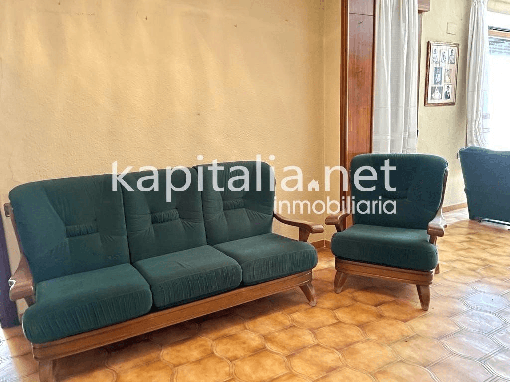 Casa + Local a la venta en Bocairent.