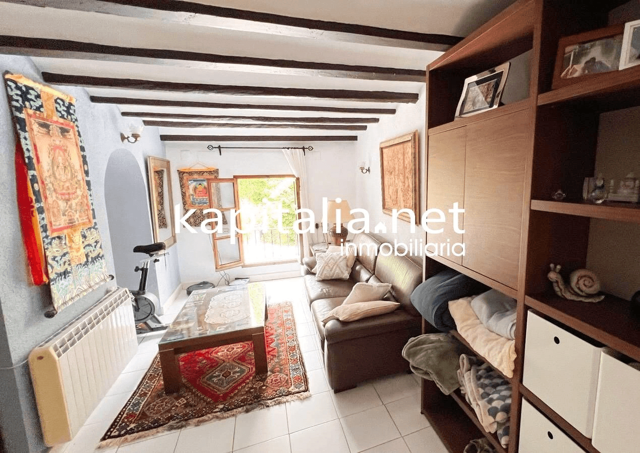 RURAL HOUSE FOR SALE IN THE CENTRE OF XATIVA