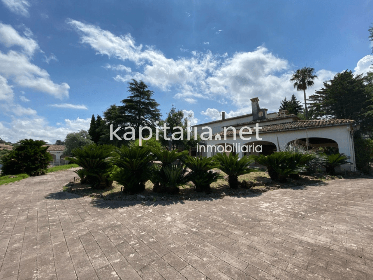 ESPECTACULAR FINCA A LA VENTA EN ALBAIDA