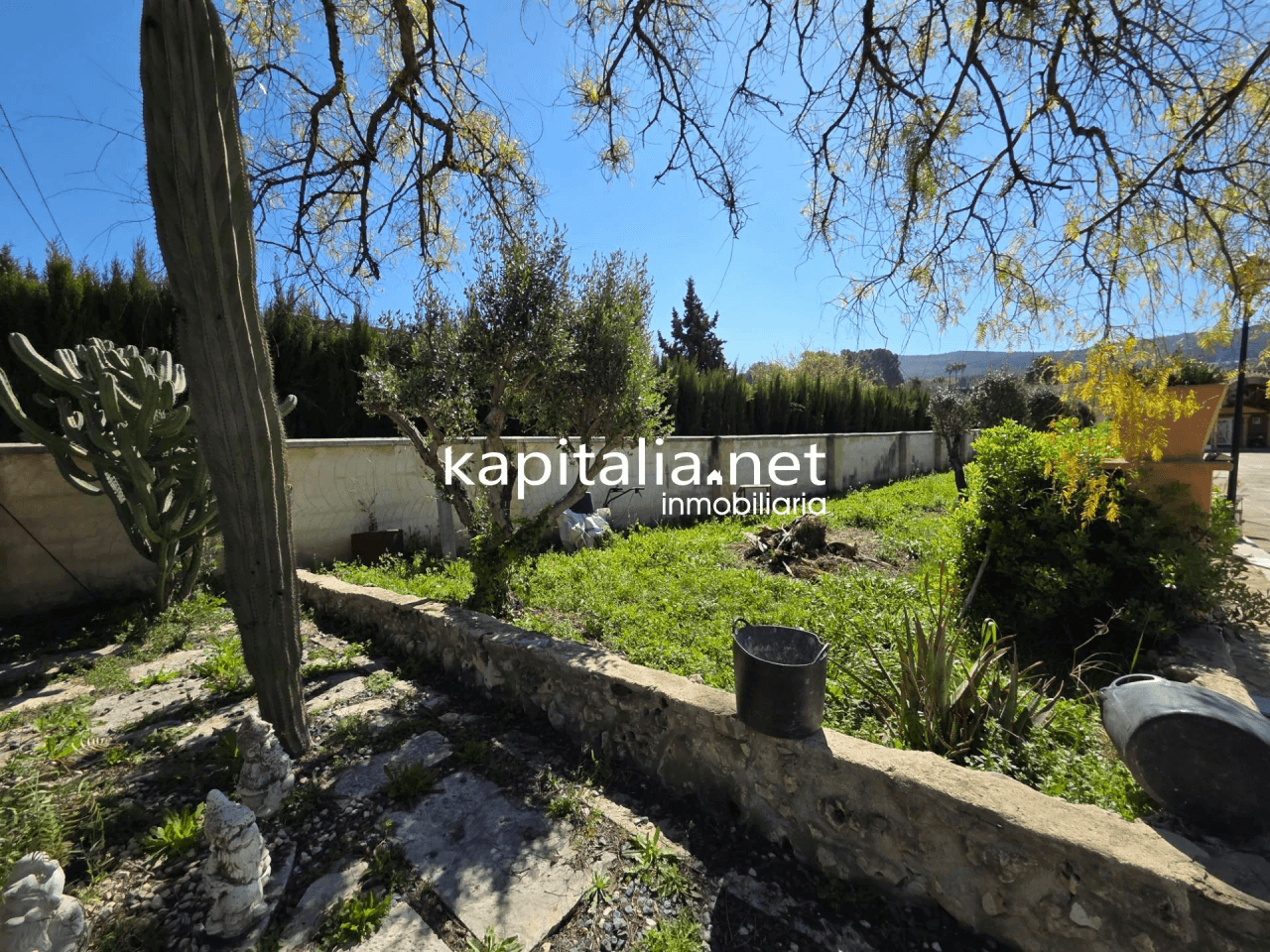 Villa for Sale in Ontinyent