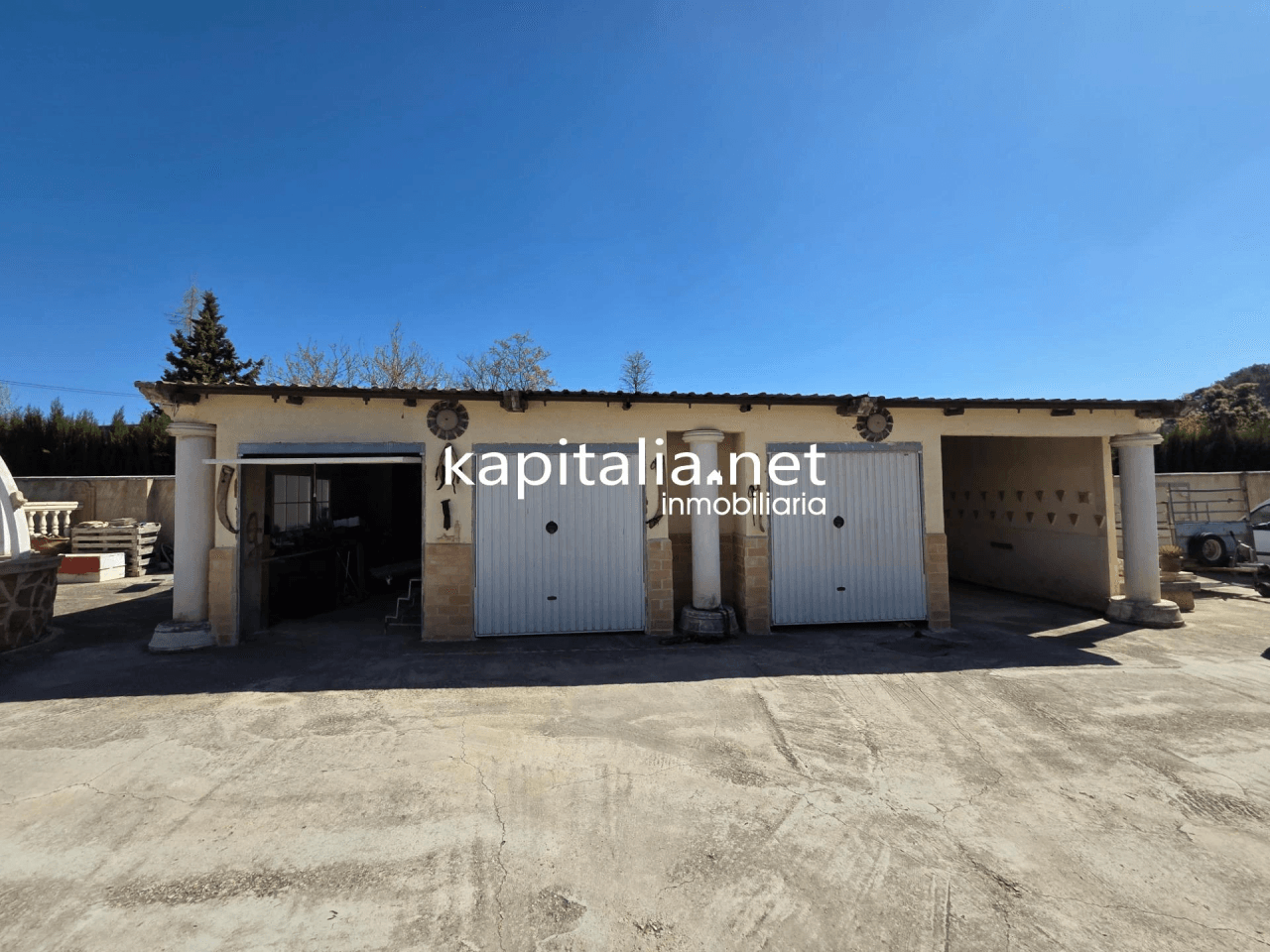 Villa for Sale in Ontinyent