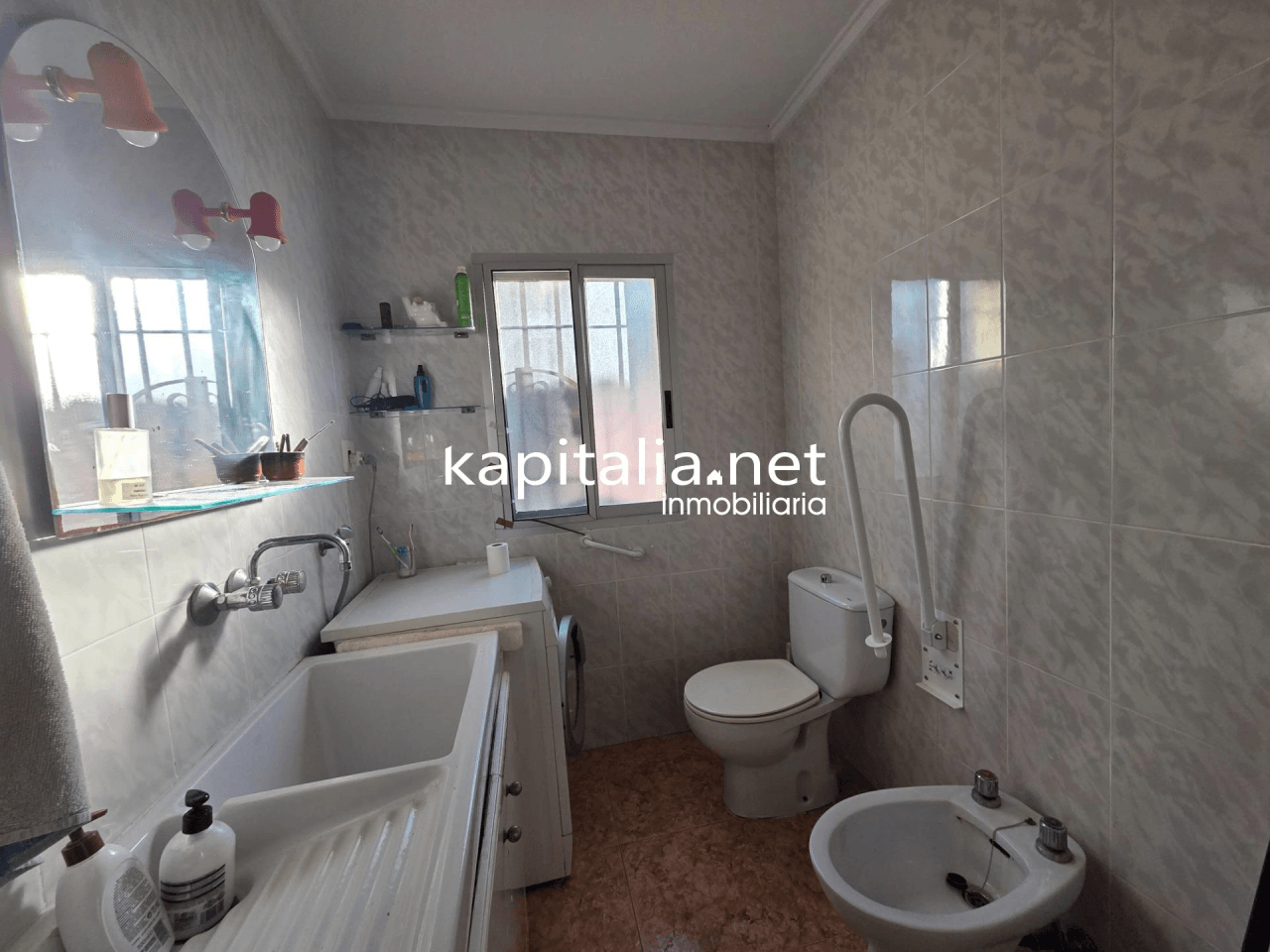 Villa for Sale in Ontinyent