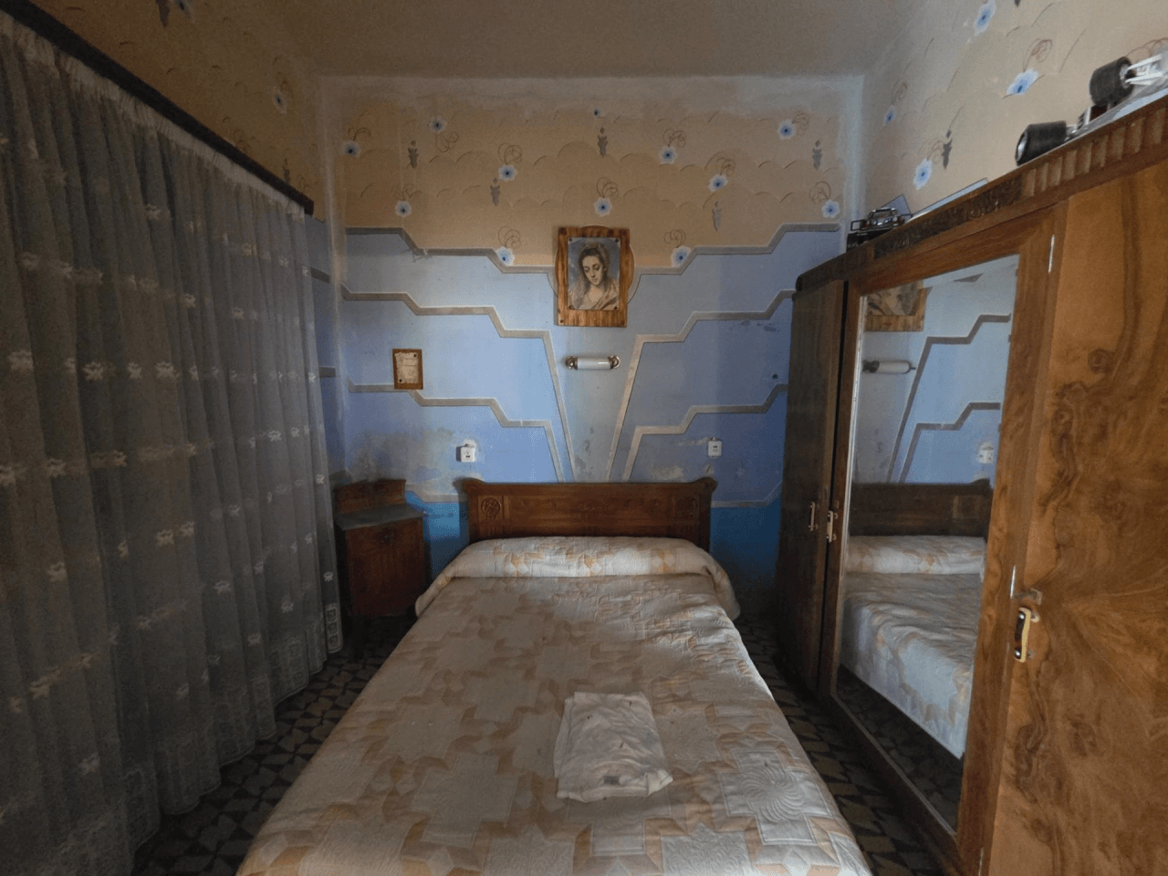 Villa for Sale in Ontinyent