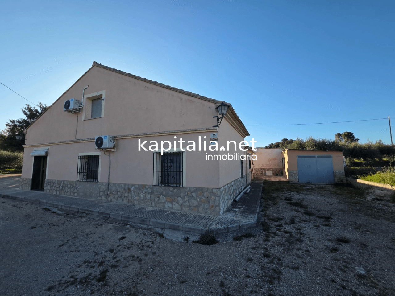 Villa for Sale in Ontinyent