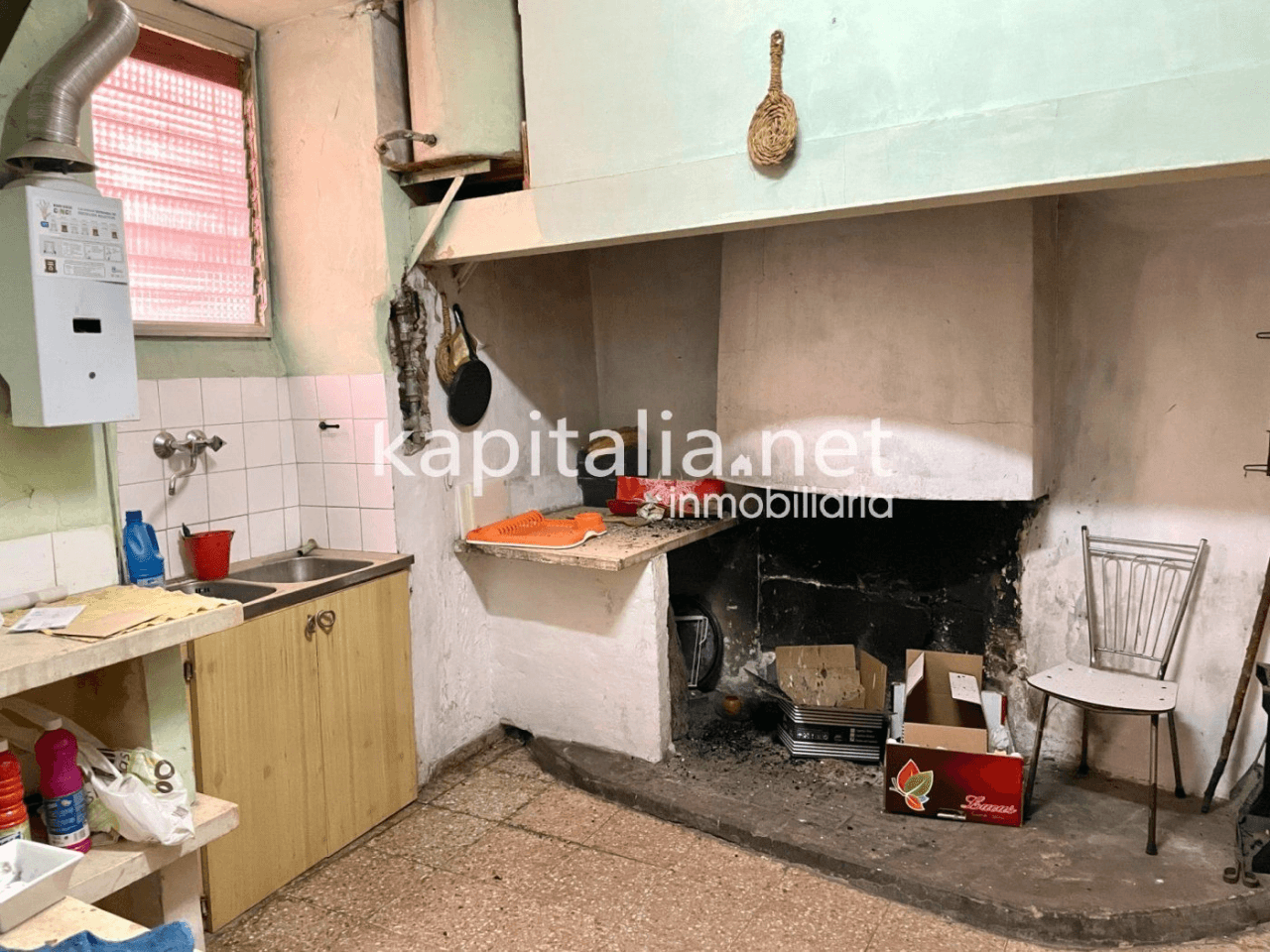 Casa a la venta en Bocairent para reformar.