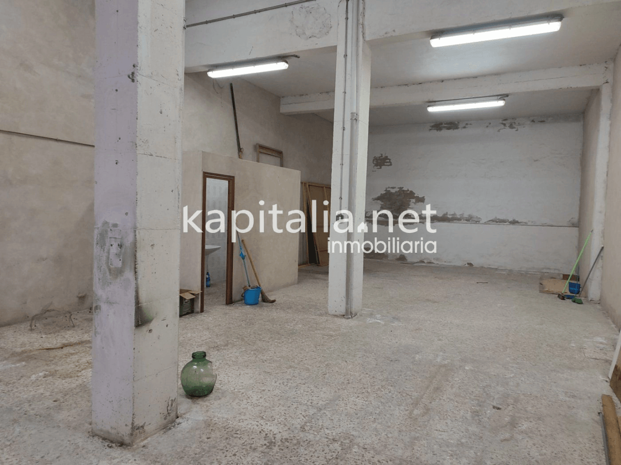 LOCAL COMERCIAL A LA VENTA EN BOCAIRENT