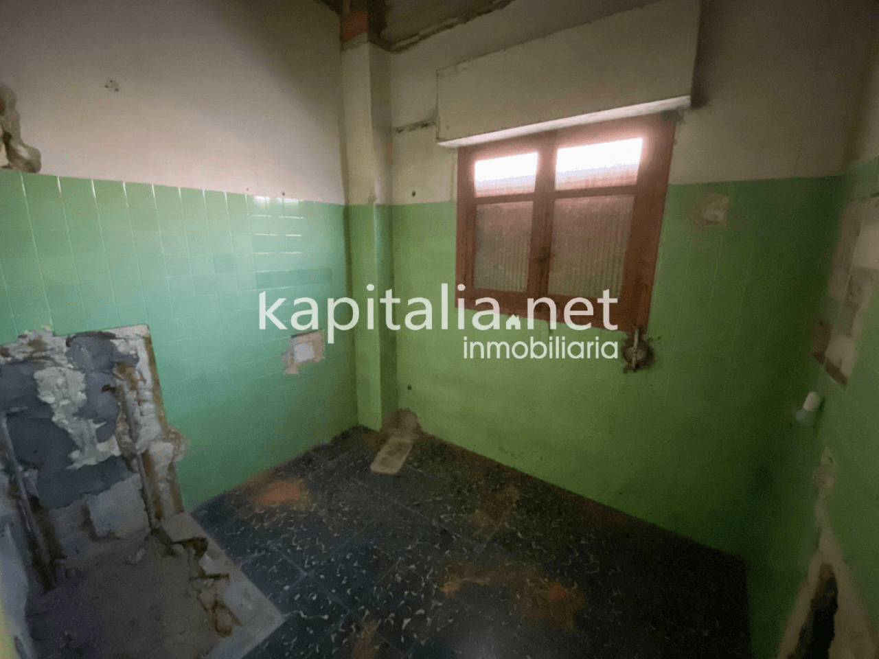 Gran casa a la venta en Ontinyent de los años 30
