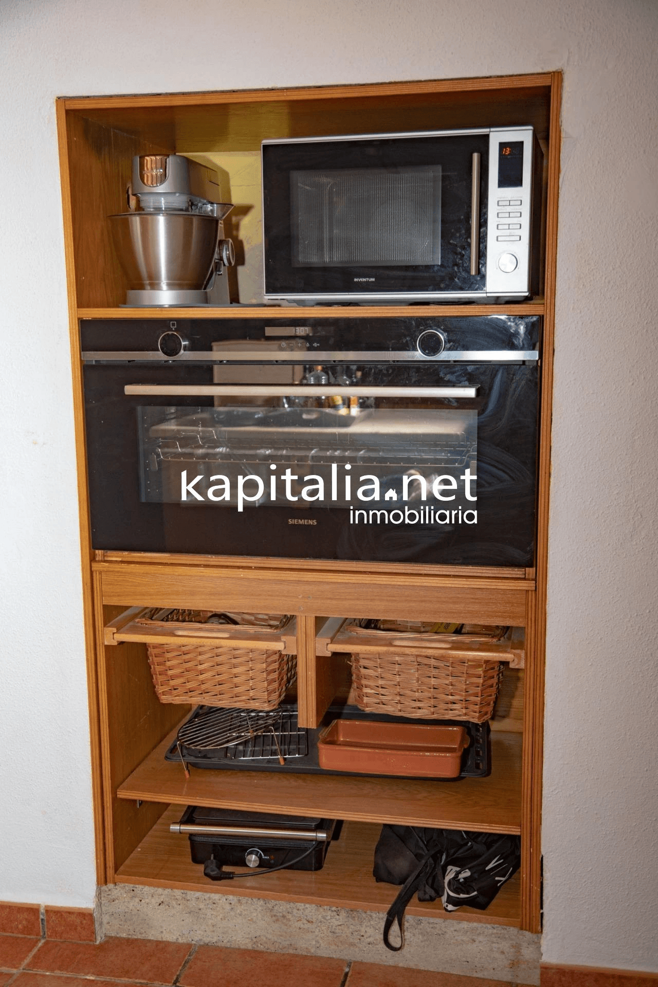 Villa for sale in Ontinyent with licence for Airbnb.