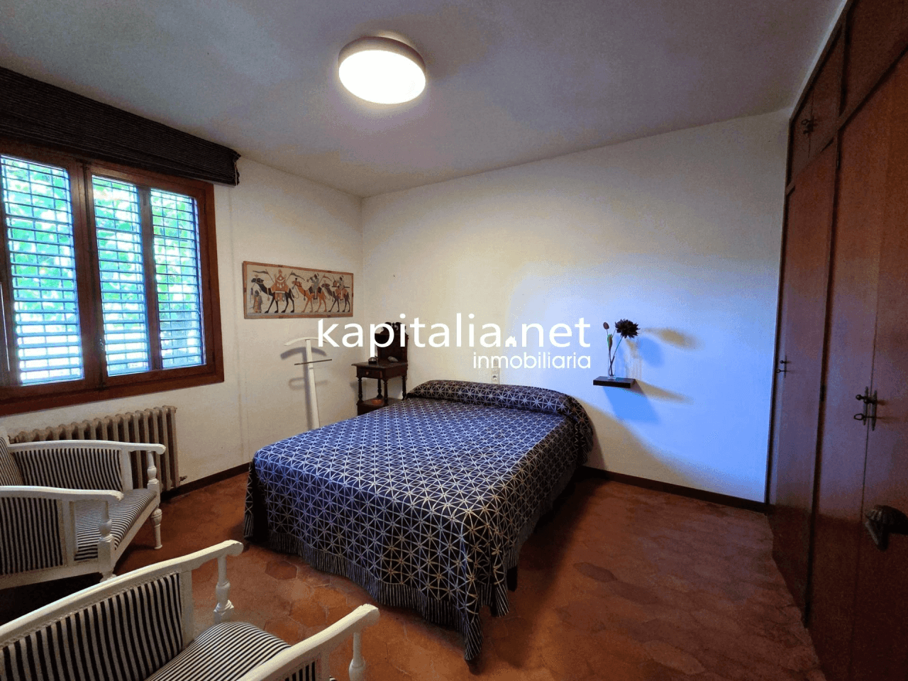 We present this magnificent villa located 2 km from the town of Ontinyent