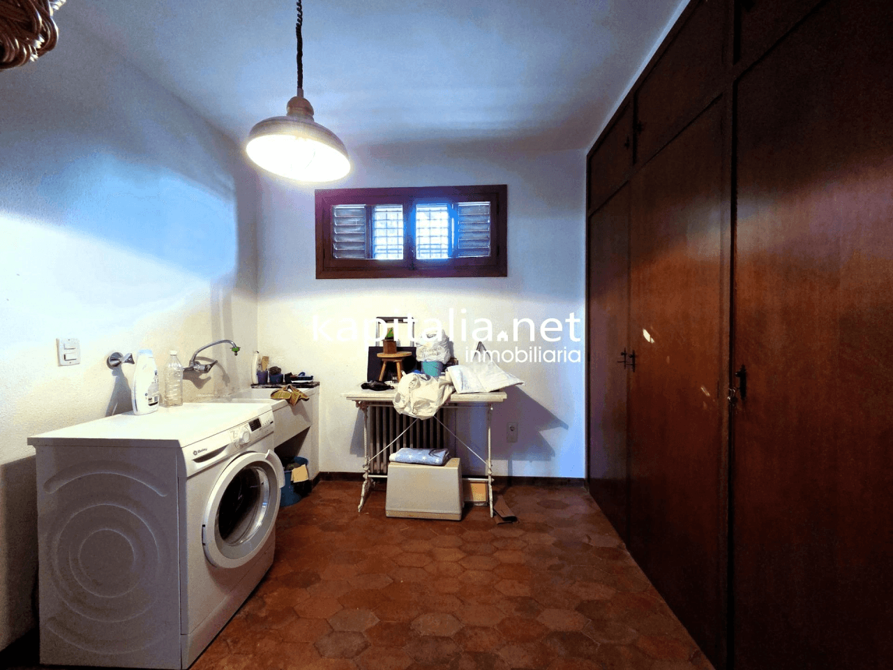 We present this magnificent villa located 2 km from the town of Ontinyent