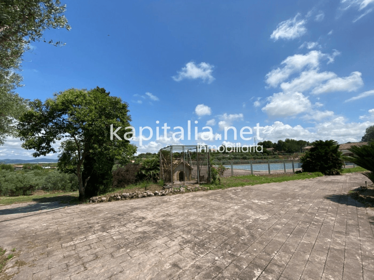 ESPECTACULAR FINCA A LA VENTA EN ALBAIDA