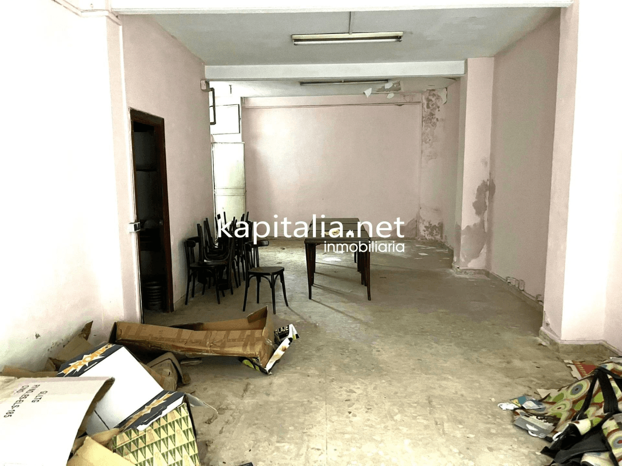 LOCAL COMERCIAL A LA VENTA EN ALBAIDA.