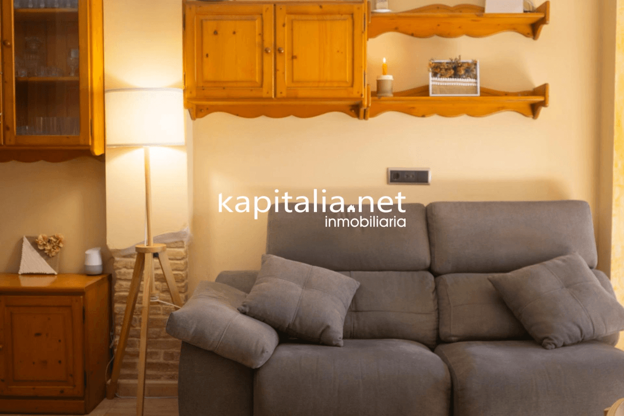 GRAN CASA A LA VENTA EN BOCAIRENT