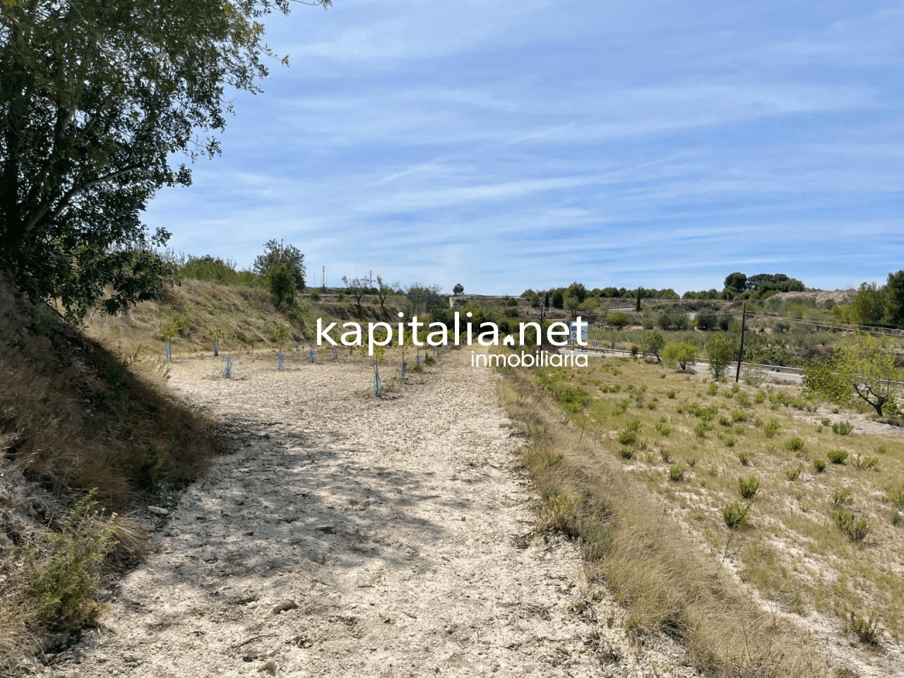 Terreno a la venta en zona El Palomar.