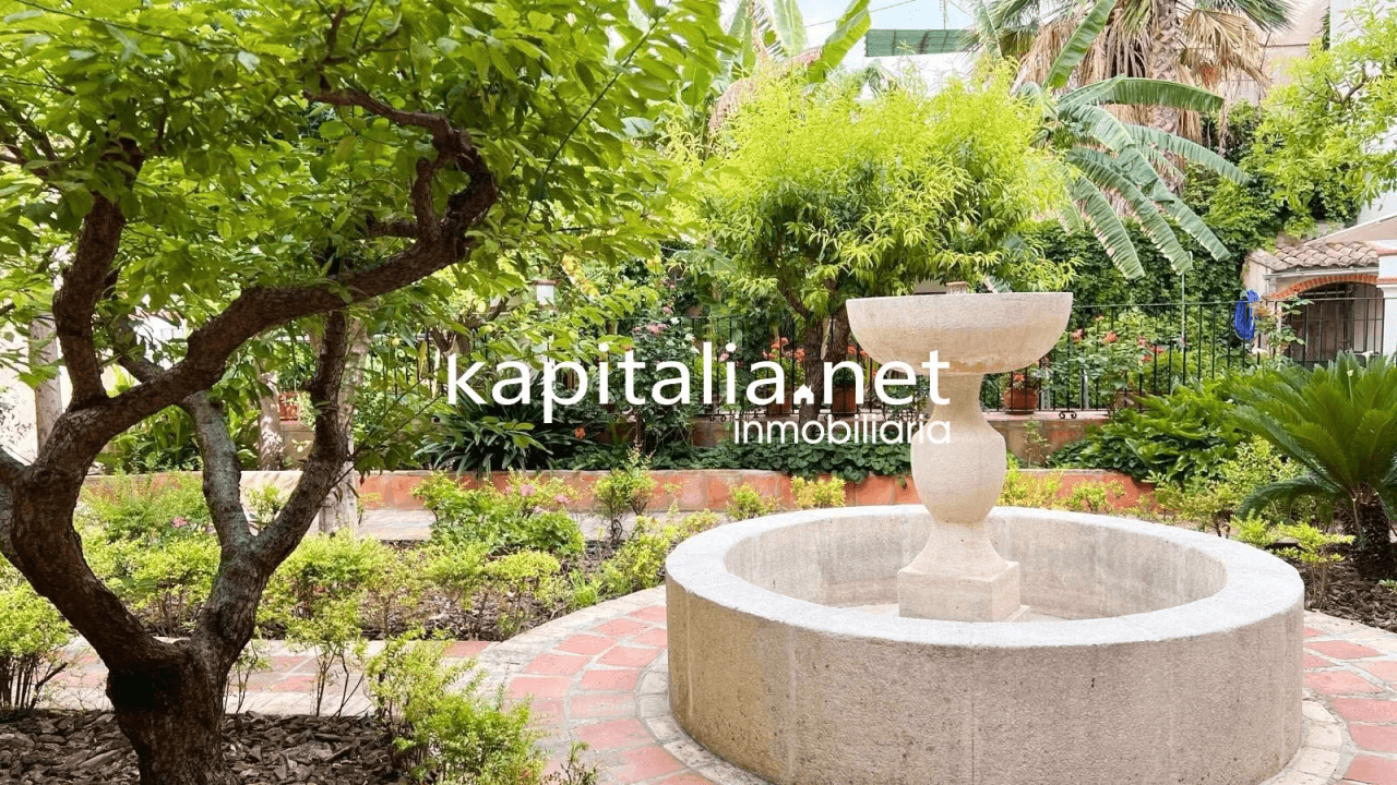 RURAL HOUSE FOR SALE IN THE CENTRE OF XATIVA