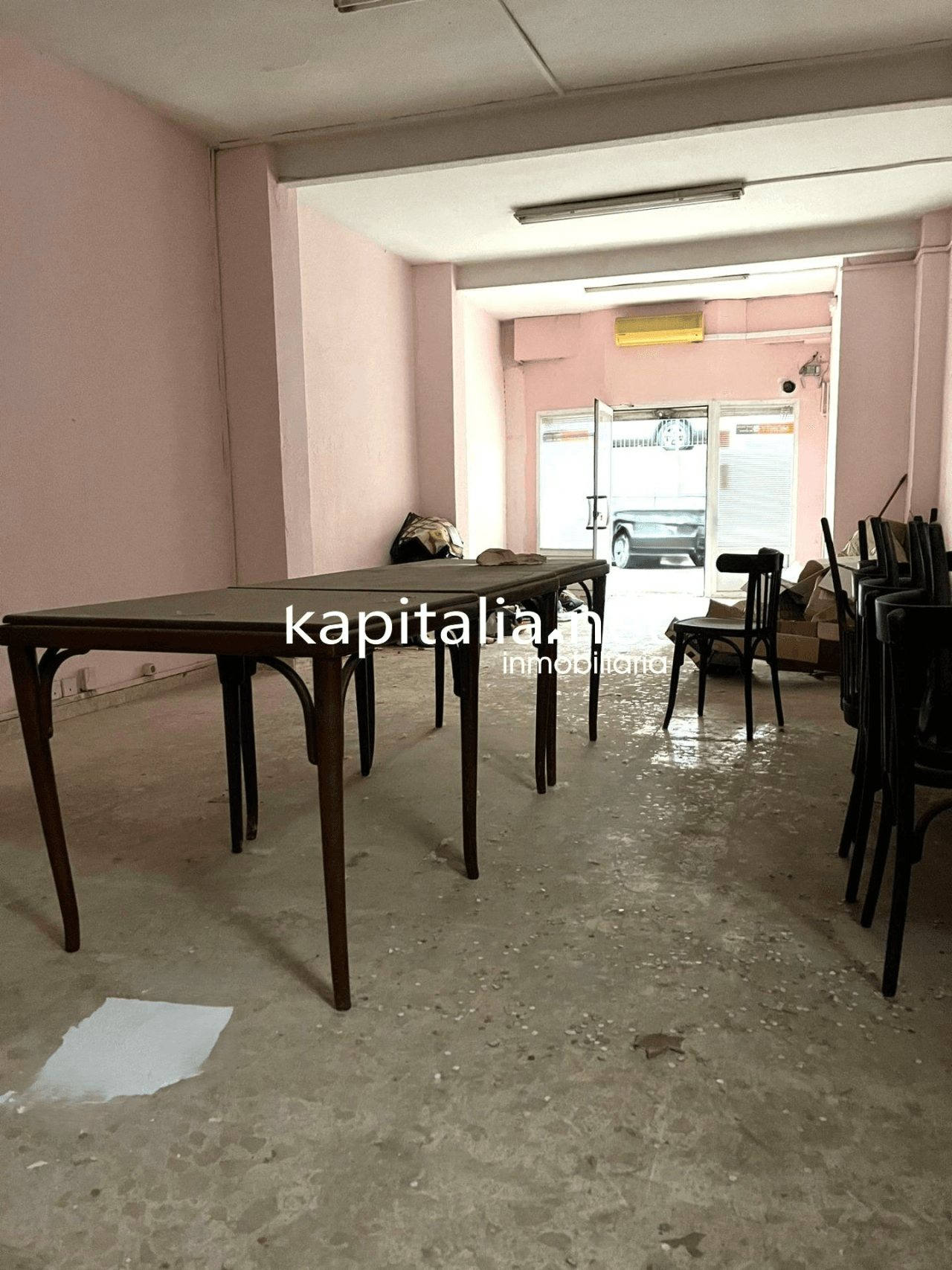 LOCAL COMERCIAL A LA VENTA EN ALBAIDA.