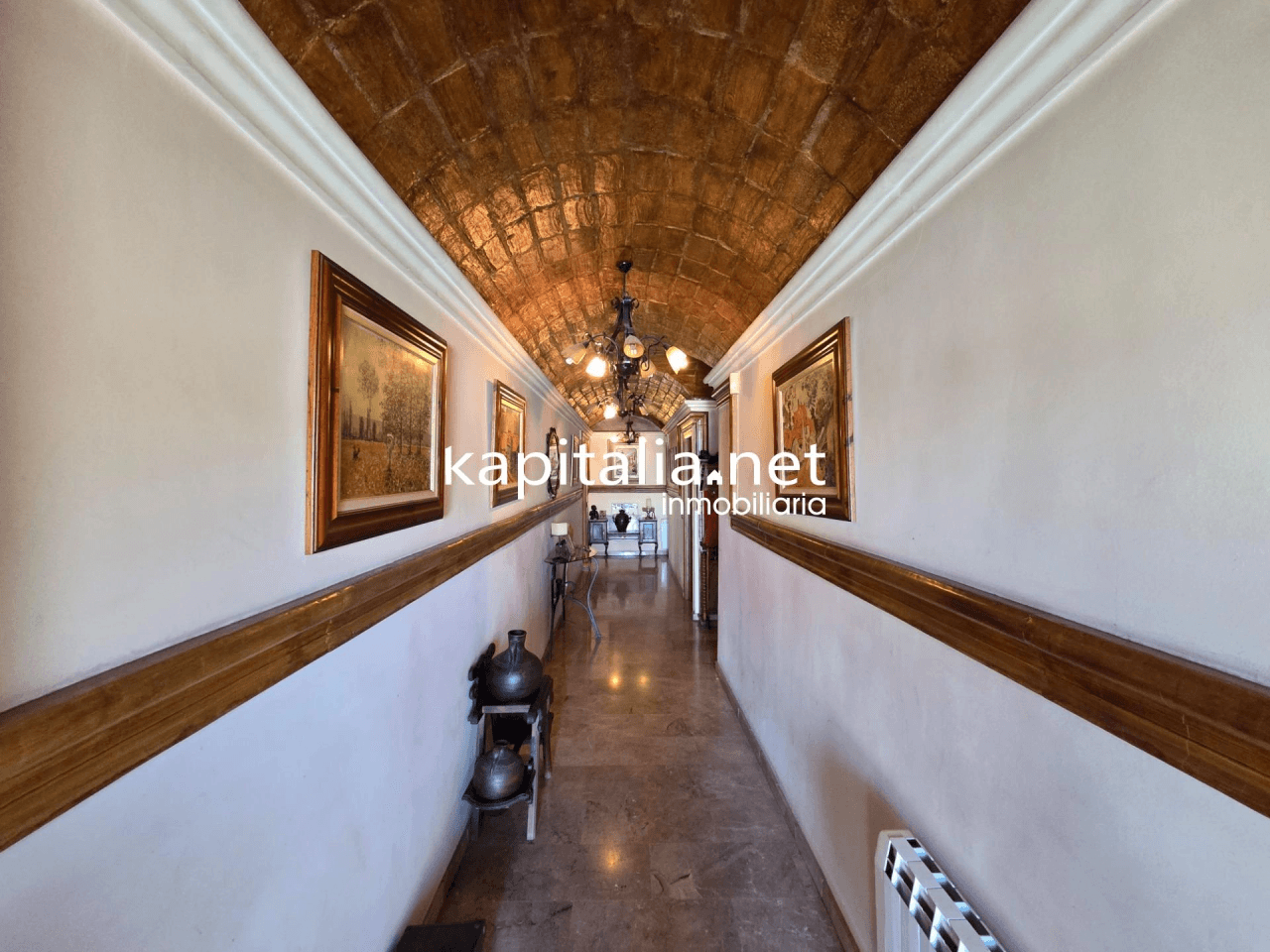 Villa for Sale in Ontinyent