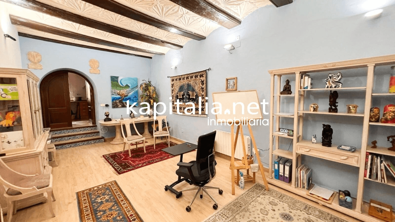 RURAL HOUSE FOR SALE IN THE CENTRE OF XATIVA