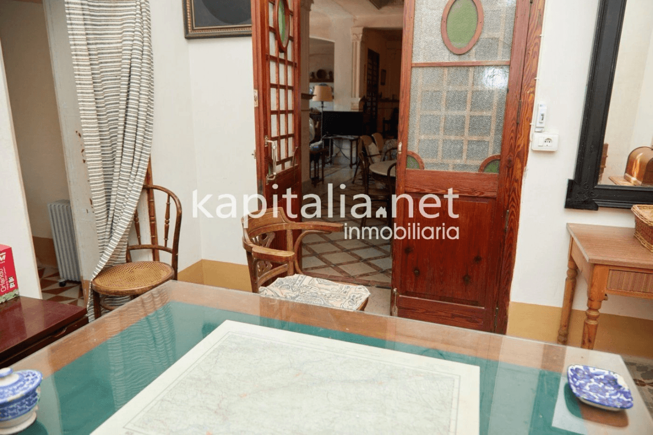 Casa señorial del siglo XIX a la venta en Bocairent (Valencia)