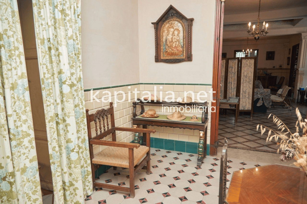 Casa señorial del siglo XIX a la venta en Bocairent (Valencia)