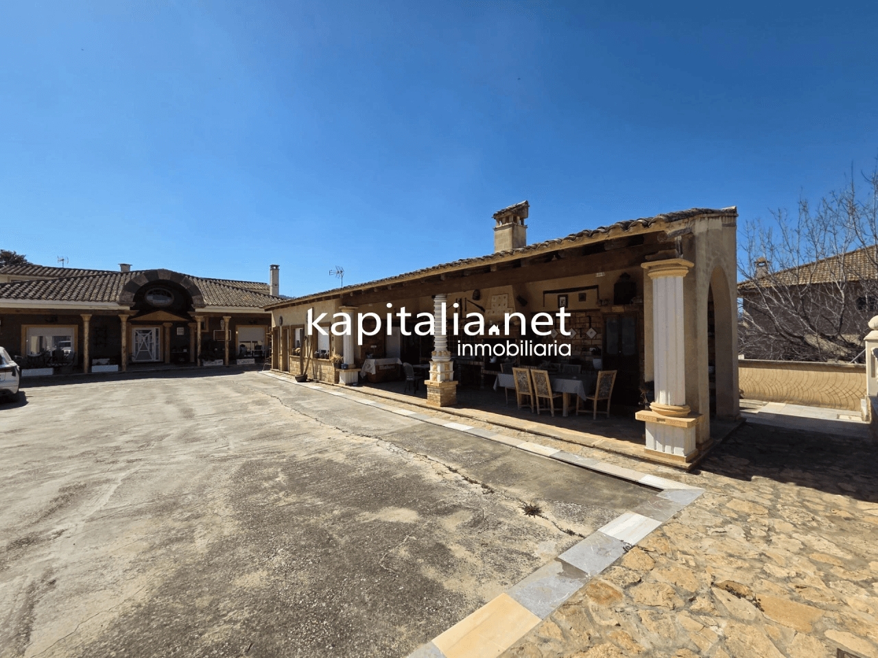 Villa for Sale in Ontinyent
