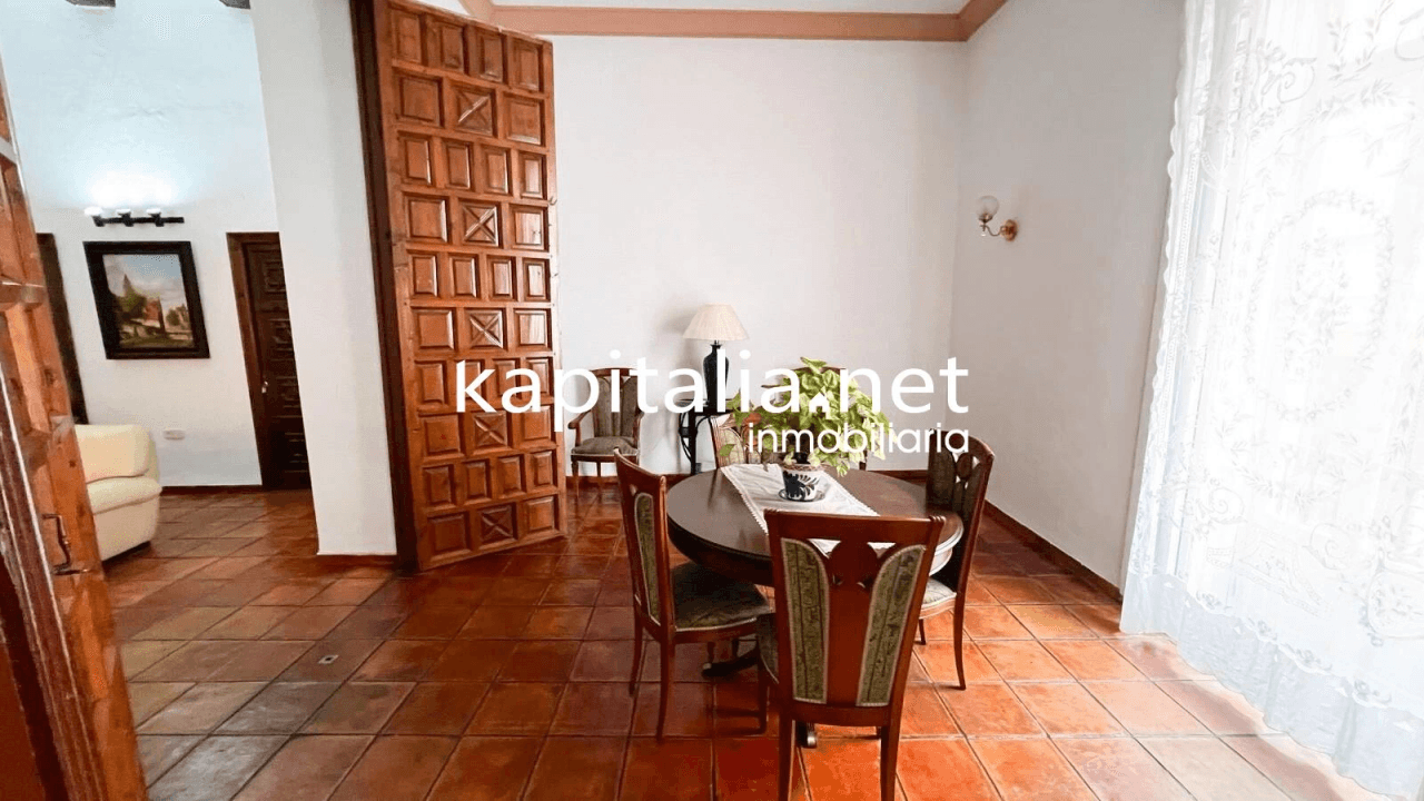RURAL HOUSE FOR SALE IN THE CENTRE OF XATIVA