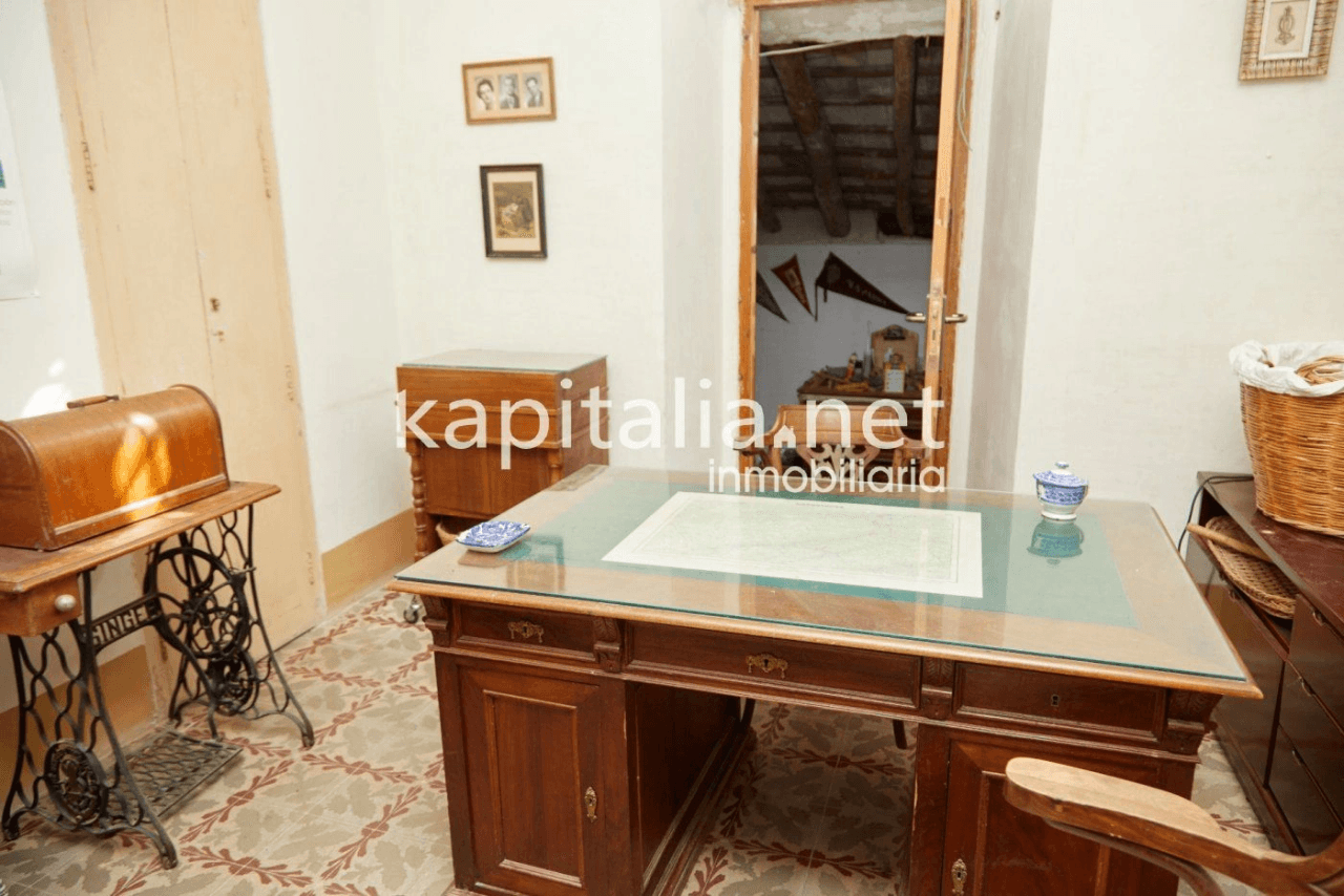 Casa señorial del siglo XIX a la venta en Bocairent (Valencia)