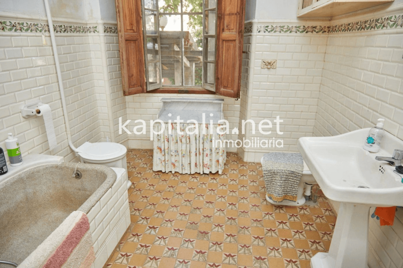 Casa señorial del siglo XIX a la venta en Bocairent (Valencia)