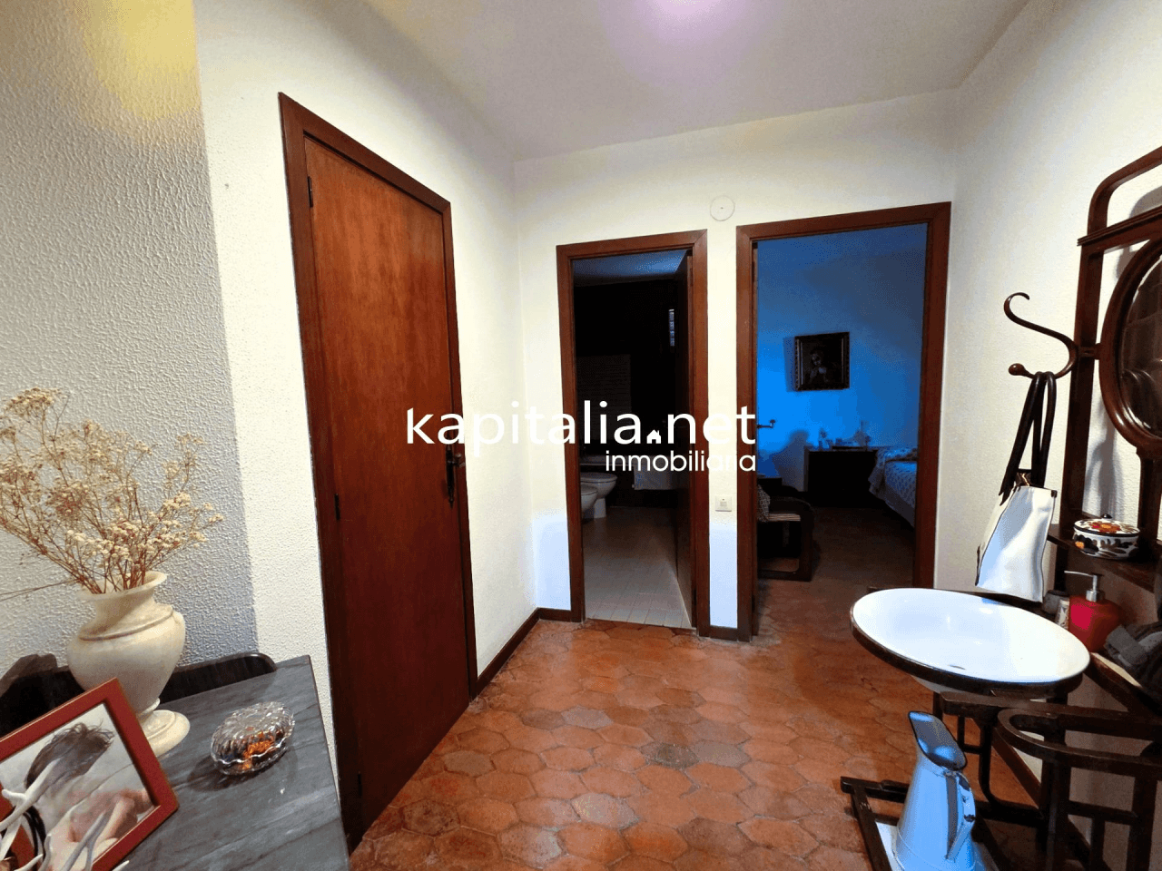 We present this magnificent villa located 2 km from the town of Ontinyent