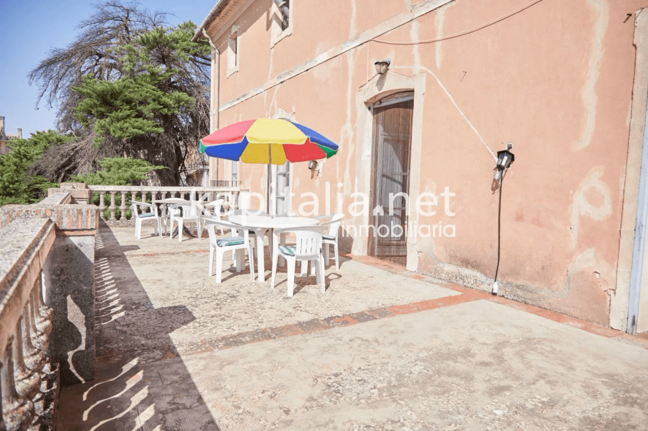 Casa señorial del siglo XIX a la venta en Bocairent (Valencia)
