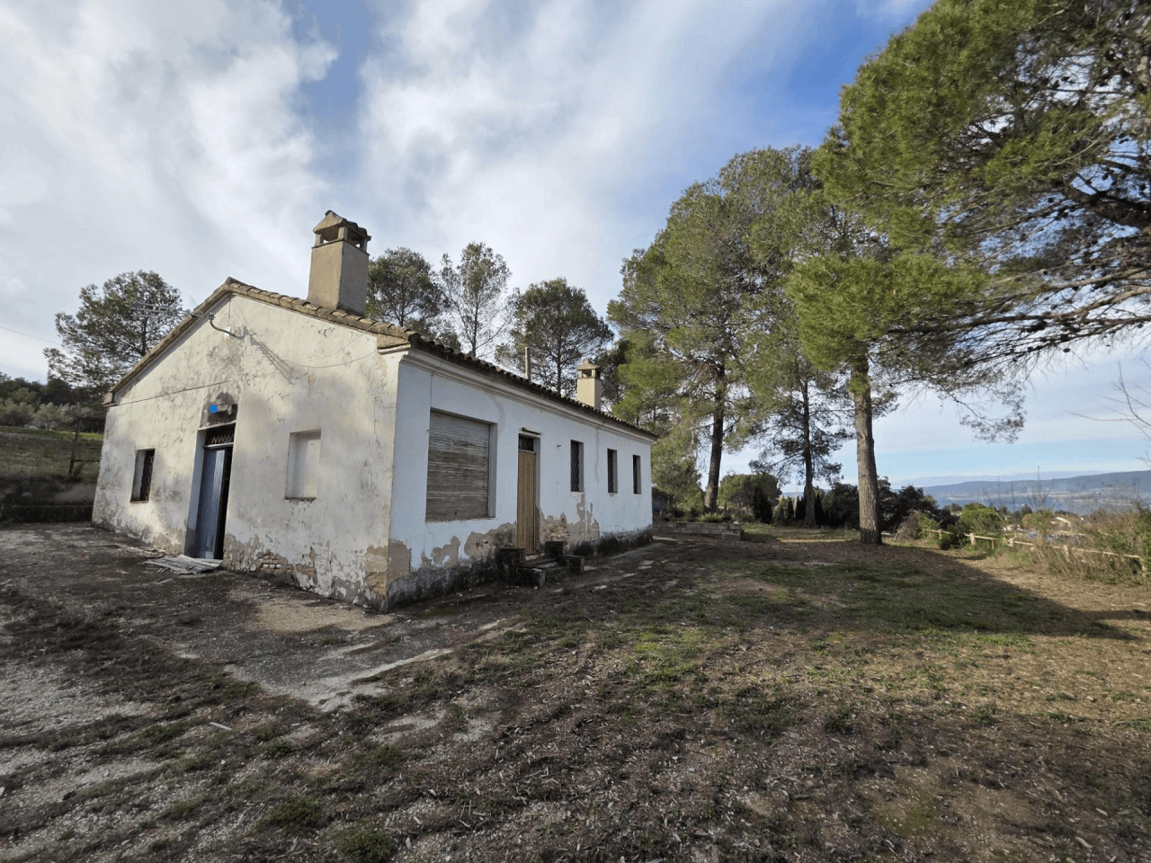 Villa for Sale in Ontinyent