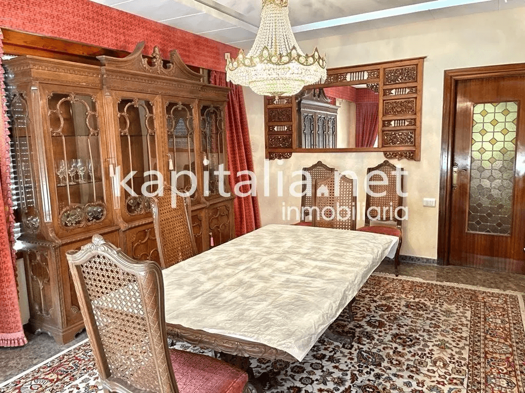 Casa + Local a la venta en Bocairent.