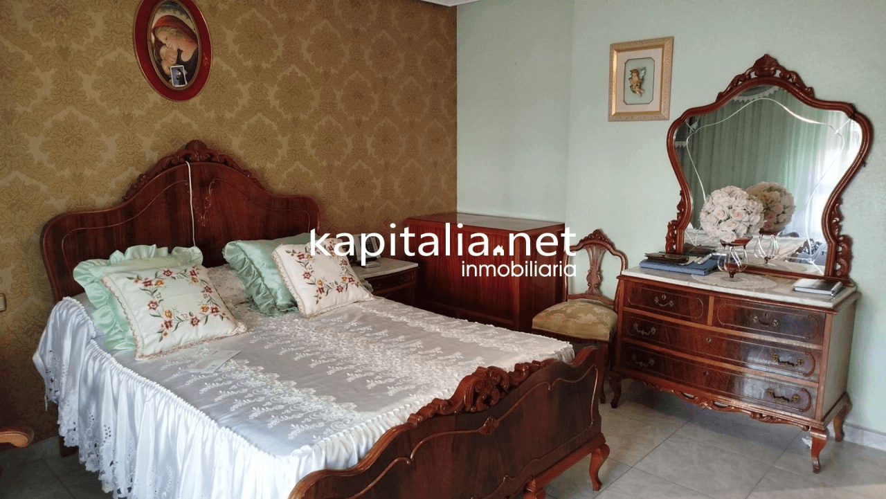 PISO A LA VENTA EN BOCAIRENT