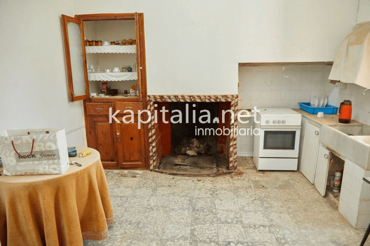 Casa señorial del siglo XIX a la venta en Bocairent (Valencia)