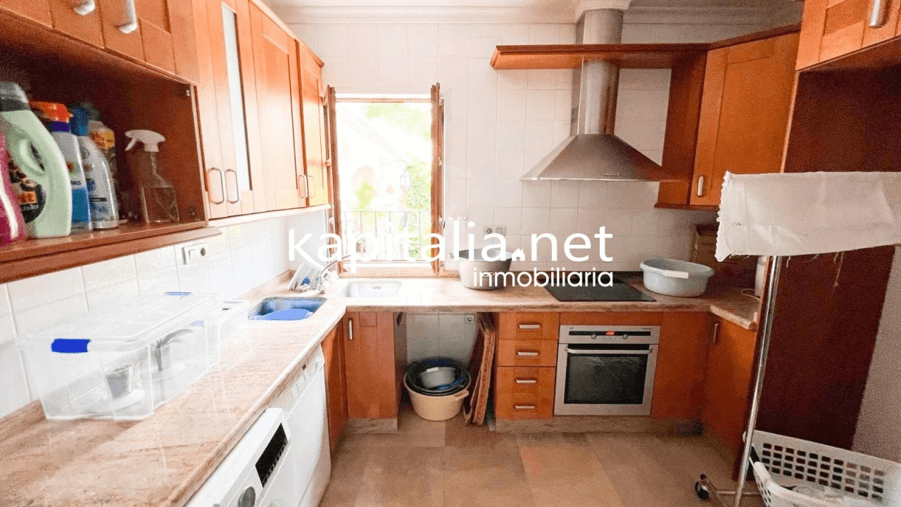 RURAL HOUSE FOR SALE IN THE CENTRE OF XATIVA