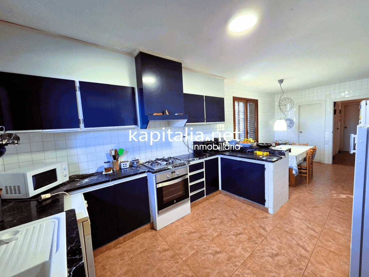 We present this magnificent villa located 2 km from the town of Ontinyent