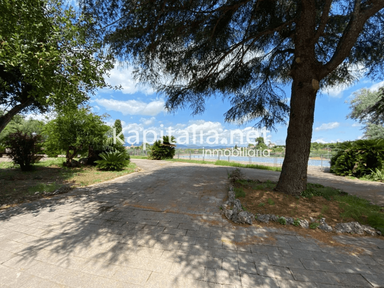 ESPECTACULAR FINCA A LA VENTA EN ALBAIDA